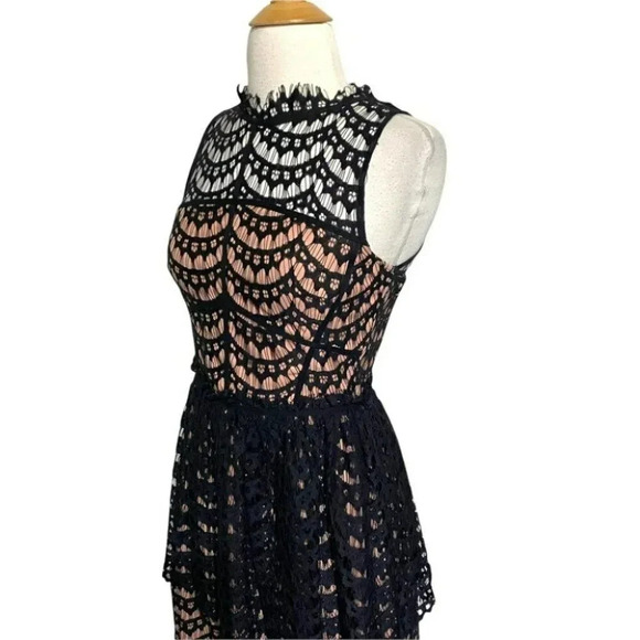 Adela Rae XS black lace sleeveless dress with built in‎ flesh slip Whimsigoth - Picture 4 of 8